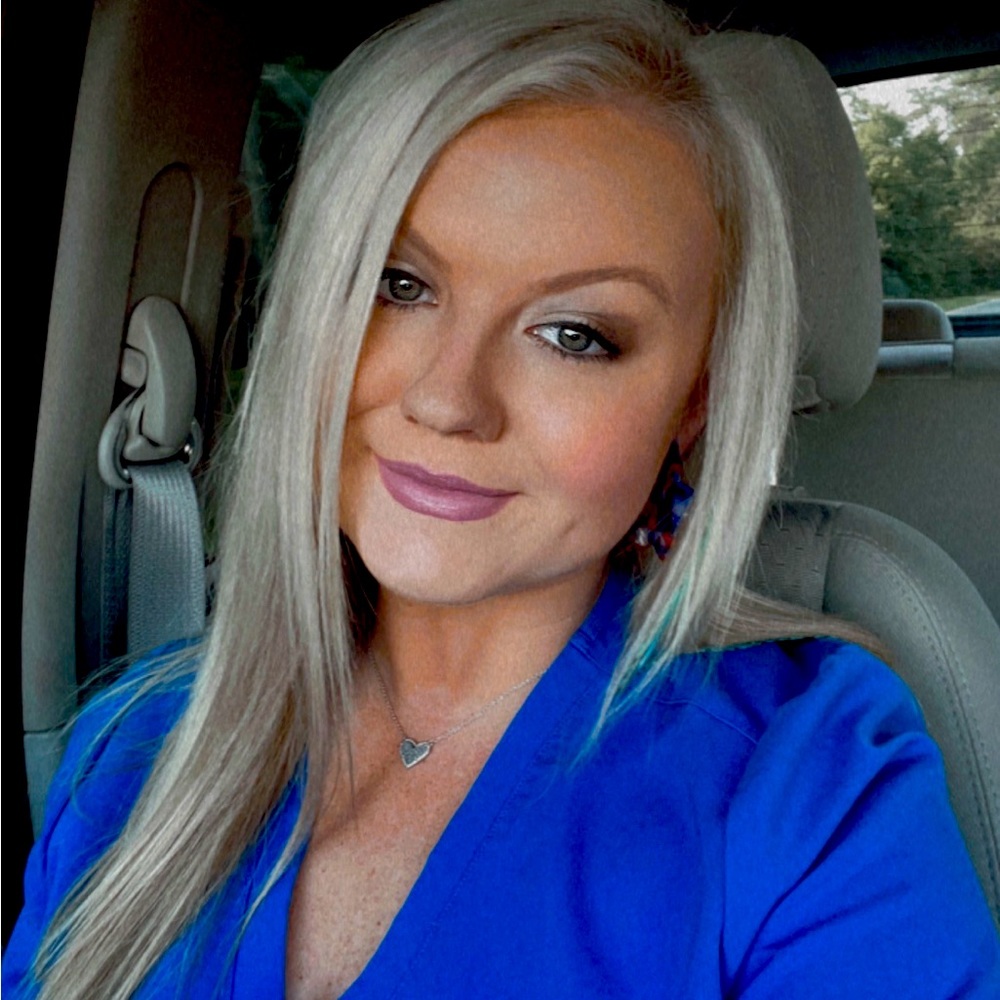 Meet your Posher, Kelsey
